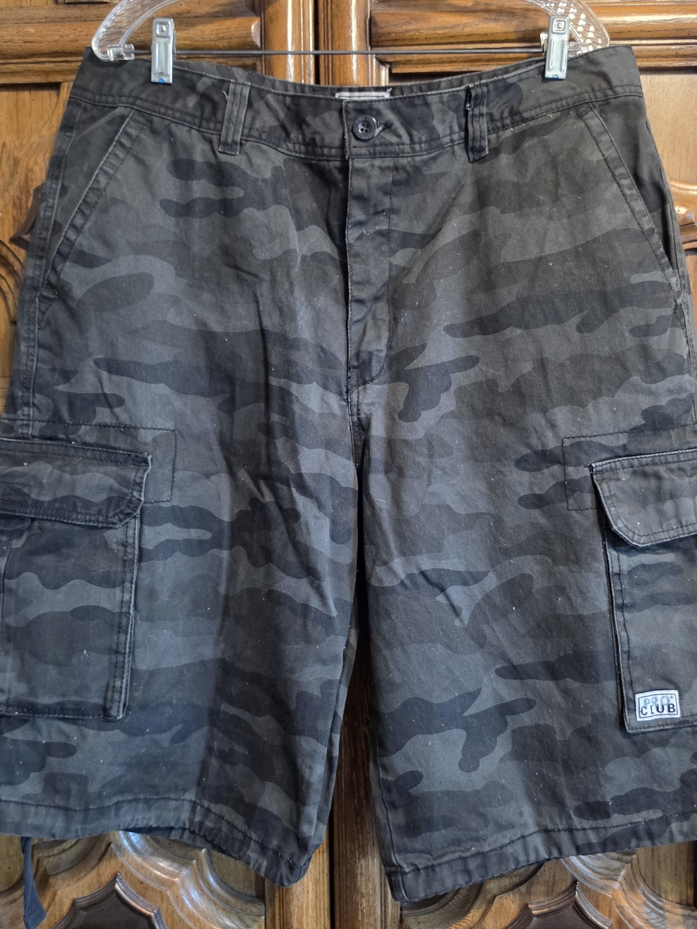 Mens Black Camo Cargo Shorts Size 40